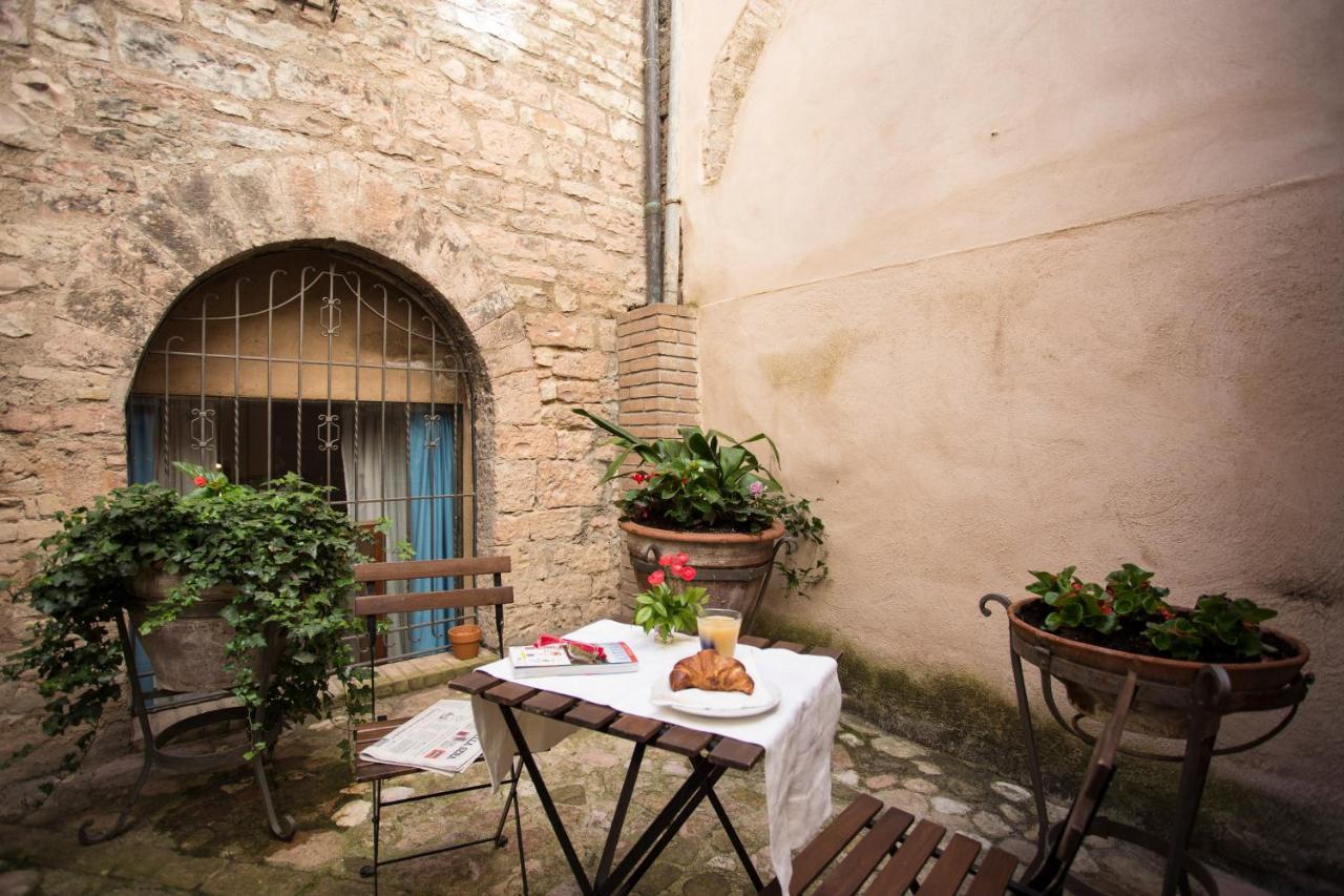 Ferienwohnung Perla Spello Exterior foto